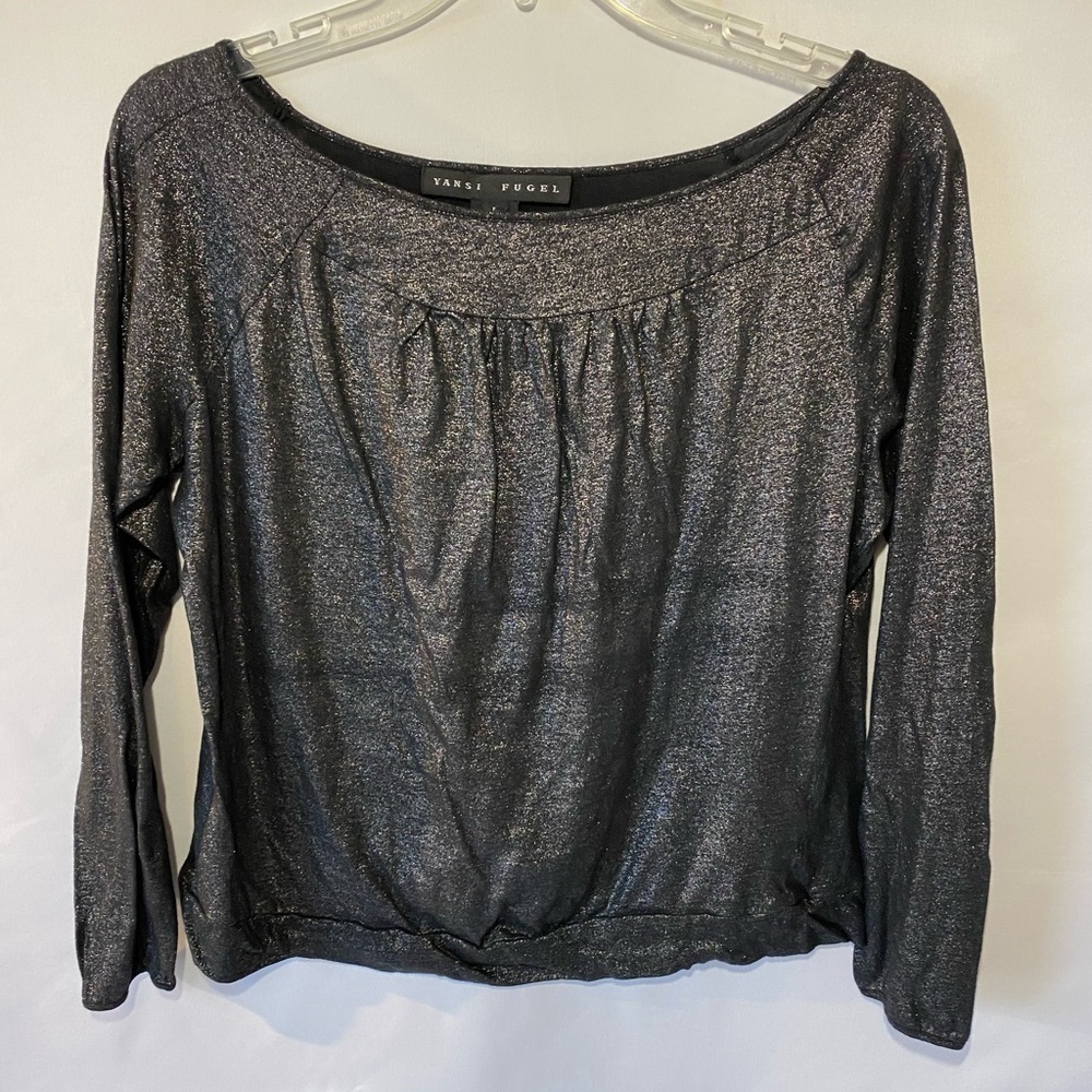 Q: 𝅺Yansi Fugel Shirt Boat Neck Black/Silver Sparkly Women Large